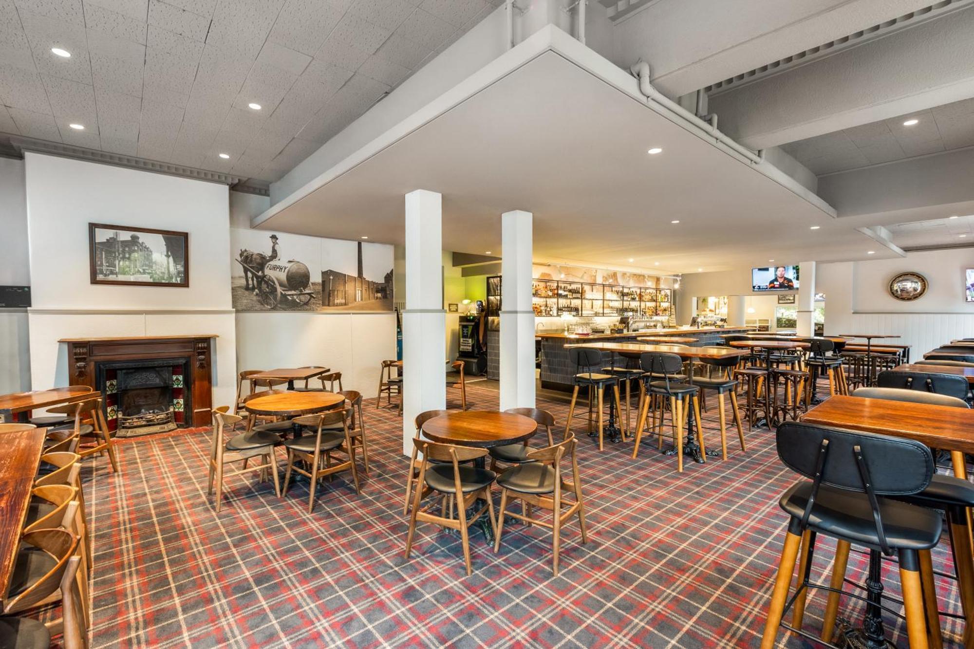 College Lawn Hotel Melburne Exterior foto